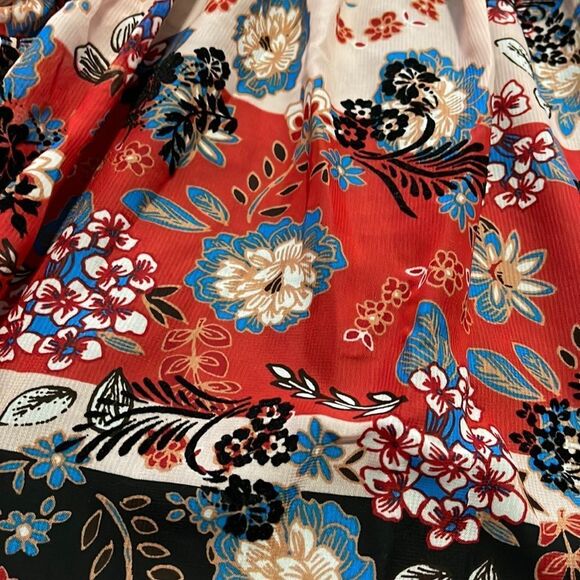 NWT- Charlotte Russe- XS. Off shoulder velvet floral print dress - Picture 7 of 9